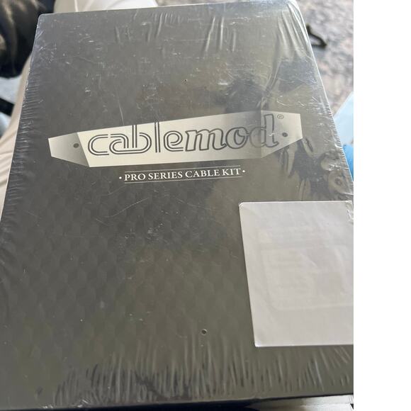 Cablemod Other - CableMod C-Series Pro ModMesh
12V12VHP Dual StealthSense Cable Kit Corsair Black